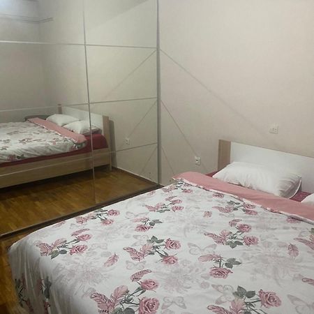 Mp Appartement 特里卡拉 外观 照片